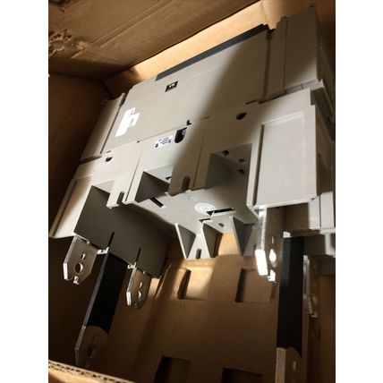 NEW NSJ600A merlin gerin SCHNEIDER AUTOMATIC 600V 600A,NJHN36000S60ABSO,DJ