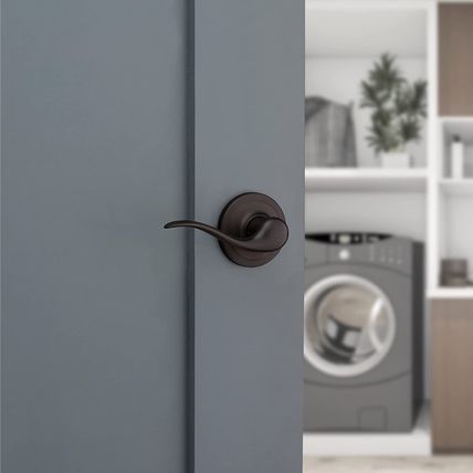 Kwikset 97200-700 Tustin Passage Hall/Closet Lever in Venetian Bronze-NEW-FAST