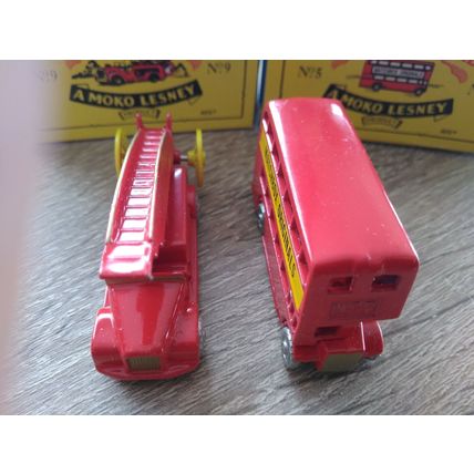 Matchbox - Recreations 5 Bus & 9 Fire Tender