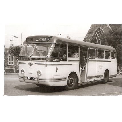 Black & White Photograph of Maidstone & District Motor Services Ltd. - OKO 33