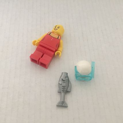 Official Lego Snorkler Woman with Fish Minifigure