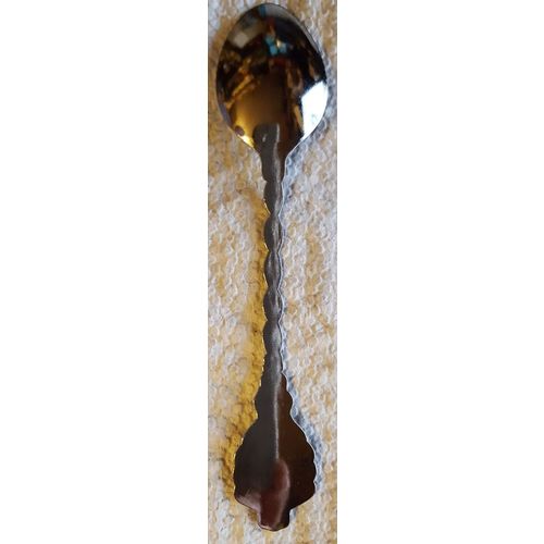 Macau China Collector Souvenir Teaspoon St. Paul Cathedral Tea Spoon 4-11/16"