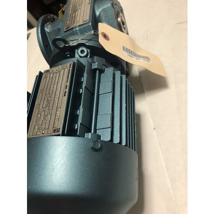 new SEW-EURODRIVE SAF37DT71D4 AC GEARMOTOR,19.89:1 RATIO,DFT71D4,K19,EY