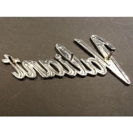 1970 71 72 73 74 Plymouth Valiant Emblem OEM 3680462