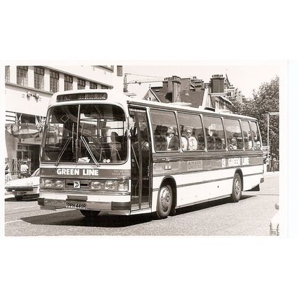 Black & White Photograph of London Country Bus Services Ltd. - PPH 446R