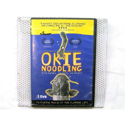 Okie Noodling: A Documentary by Bradley Beesley [DVD]