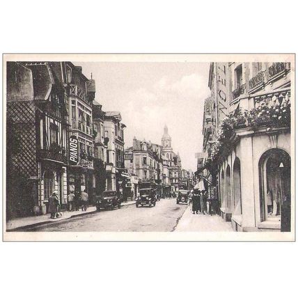 14 - Trouville - rue Victor Hugo