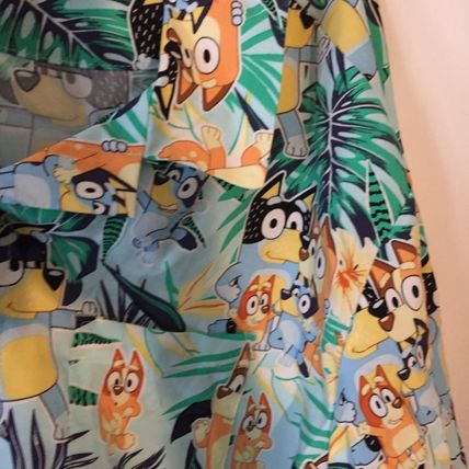 NEW Men's Bluey Button Up Medium (38/40) Short Sleeve Shirt