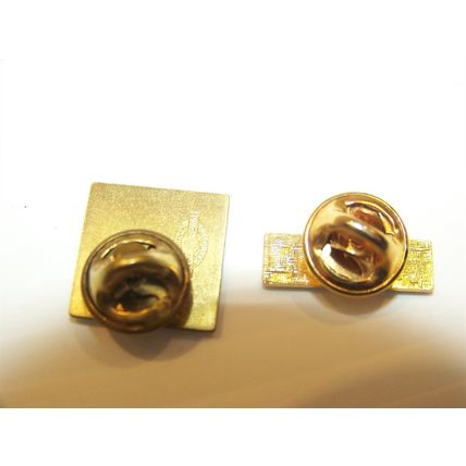 GM SERVICE PARTS & OPERATIONS & 40 GMTC HAT PINS