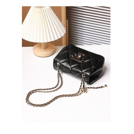 New Buckle Genuine Leather Shoulder Crossbody Bag