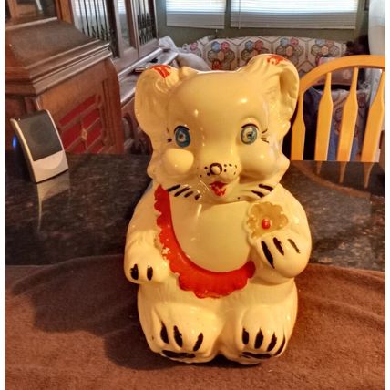 Old Vintage Original Cookie Jar Royal Ware Bear W/Cookie 11 1/2" Tall 1940's