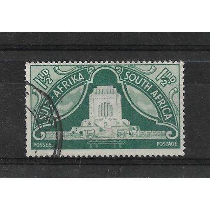 SouthAfrica.SG132 1 1/2d Voortrekker Monument,Pretoria.Fine Used.May22