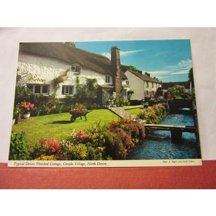 THATCHED COTTAGE, CROYDE VILLAGE, DEVON used postcard by John Hinde 1988 pm =