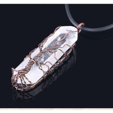 Amorphous Natural Crystal Pendant Necklace – Irregular White Crystal with Plated