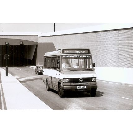 Black & White Photograph of Maidstone & District Motor Services Ltd. - G82 SKR