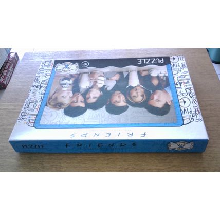 FRIENDS: THE TELEVISION SERIES Jigsaw Puzzle (& POSTER) 1000 Piece (2020)