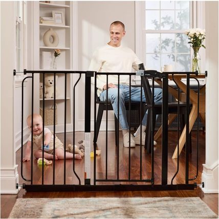 Regalo Easy Step 49-Inch Extra Wide Baby Gate, Includes 4-Inch and 12-Inch Exten
