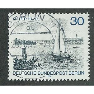 BERLIN - 1976 30pf 'BERLIN VIEWS -AN DER HAVEL ' FINE USED (EBID42-350)