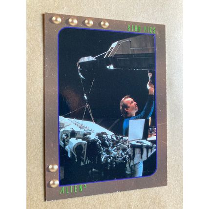 Alien3 Base trading card # 50 Finishing Touches (A) 1992 Star Pics Dark Horse