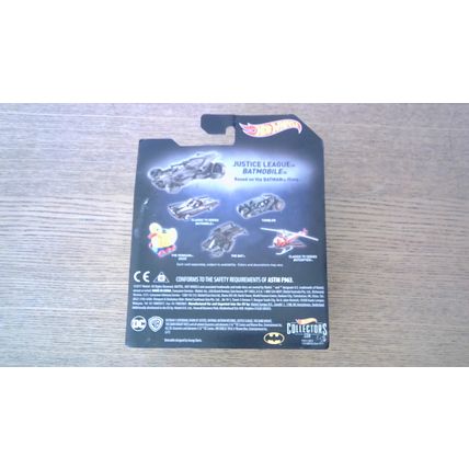JUSTICE LEAGUE: BATMOBILE (Film Tie-in) Hot Wheels (2017) Mint on Card