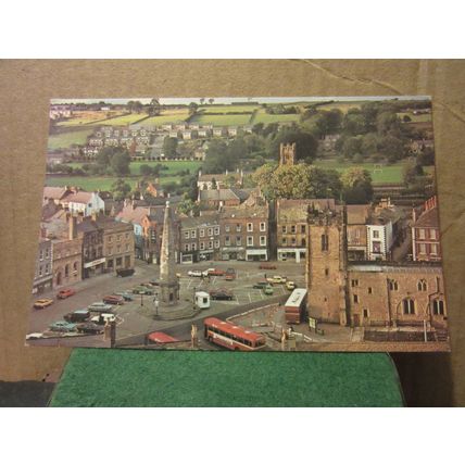THE MARKET PLACE, RICHMOND, YORKSHIRE. unused postcard Colourmaster =