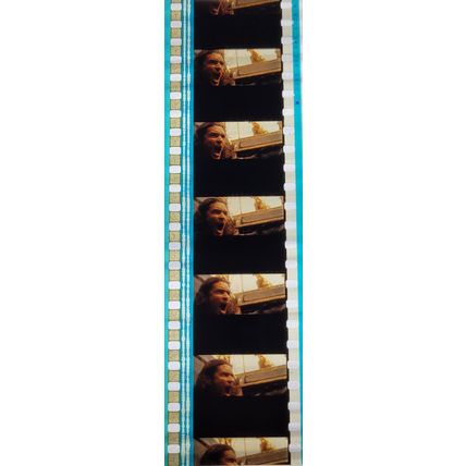 Pk GEB - L - MIX - A 011k . 1 STRIP OF 5 - 35MM FILM CELLS. ( )
