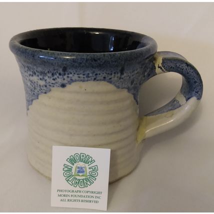 HANDCRAFTED GLAZED STONEWARE FACE MUG BLUES & WHITE SIGNED RT
