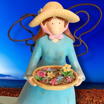 Russ Berrie Country Gatherings Angel Figurine Candle Holder w Flowers No. 28488