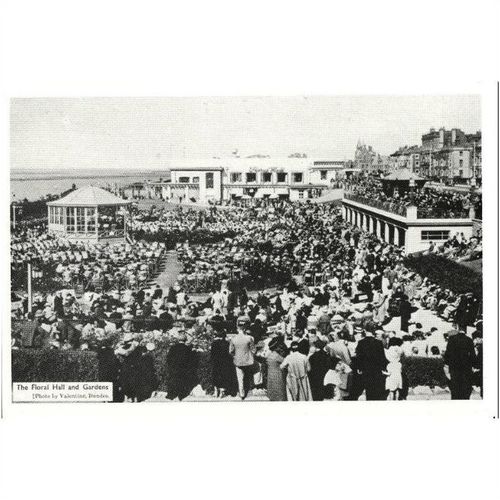 Postcard Floral Hall & King's Gardens SOUTHPORT 1945 Band Concert