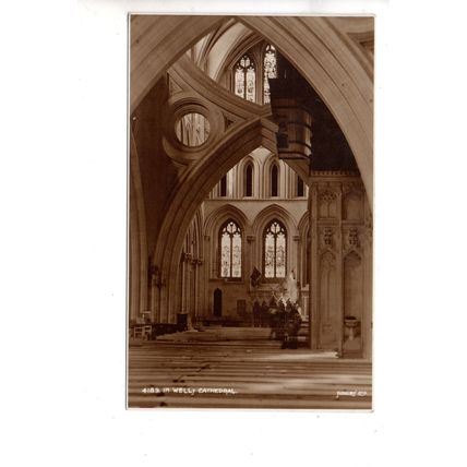 SUPERB REAL PHOTOGRAPHIC POSTCARD INTERIOR OF WELLS CATHEDRAL SOMERSET (3885)