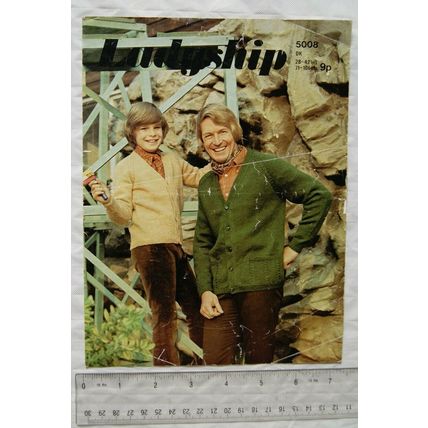 Vintage: Ladyship Wools 5008 father & son cardigans, DK