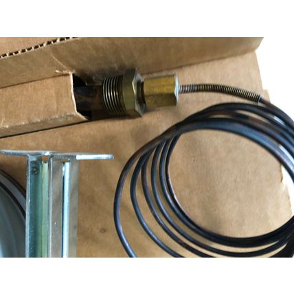 NEW MERCOID DS-235-3 RG 2A ,MERCOID CONTROL DS-235-3 RG-2A PLC FLOW METER,Dj