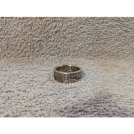 Handcrafted 1954 Franklin 90% silver half dollar coin ring size 9-1/2