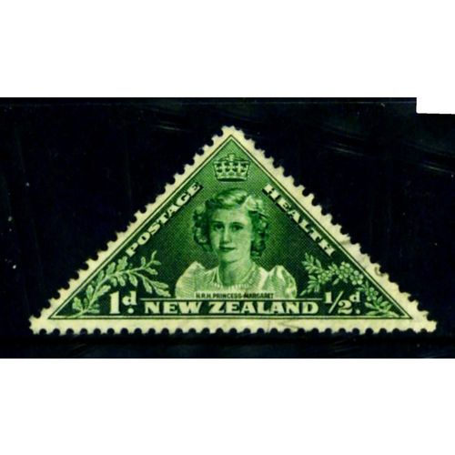 NEW ZEALAND 1943 SG 636 1d + 1/2d GREEN PRINCESS MARGARET FINE USED#