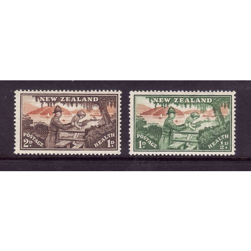 NEW ZEALAND 1946 SG 678 / 679 HEALTH STAMPS SET 2 VALS U/M MINT#2