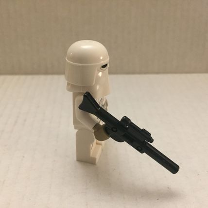 Official Star Wars Snow Trooper Lego Minifigure with Snow Trench
