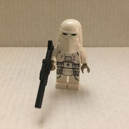 Official Star Wars Snow Trooper Lego Minifigure with Snow Trench
