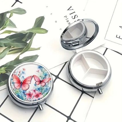 Chic Red Butterfly 3-Compartment Metal Pill Box - Portable & Decorative