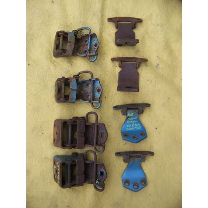 1968 DODGE CORONET STATION WAGON DOOR HINGES OEM 4 DOOR
