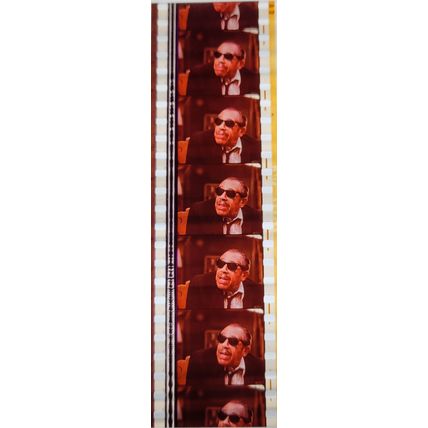 Pk DAU - A - MIX - B 035i. 1 STRIP OF 5 - 35MM FILM CELLS. (BB )