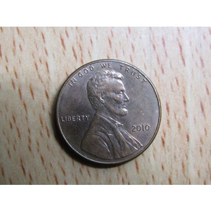 2010 USA 1 Cent Lincoln Memorial Coin