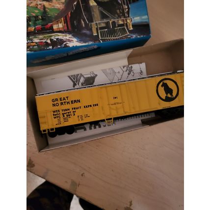 Great Northern Western Fruit Express Refrigerator WFC X 8813