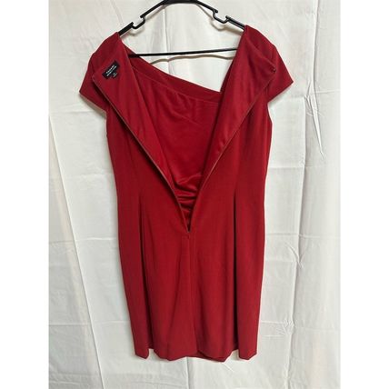 Tahari Arthur S Levine Women's Size 16 Red Off-Shoulder Knee Length Formal Dress
