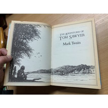 1978 MARK TWAIN "TOM SAWYER/HUCK FINN/PRINCE PAUPER" ILLUSTRATED HB BOOK (P4)