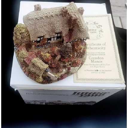 Lilliput Lane Crendon Manor Thatched Cottage Collectable Vintage Ornament