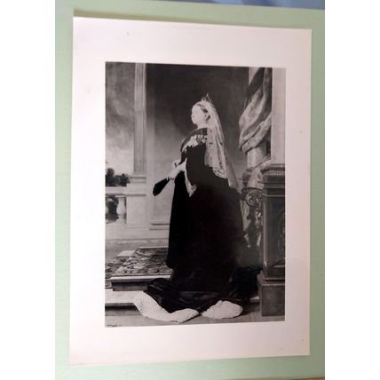 Queen Victoria 7x5 ins reproduced photograph