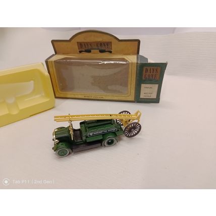 LLEDO DAYS GONE 1934 DENNIS AUXILIARY FIRE ENGINE ( PRE-OWNED)