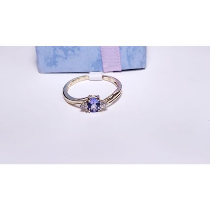 Estate .40ctw Natural Oval Tanzanite & Rd Diamond 10Kt Y/Gold offset Ring #20916