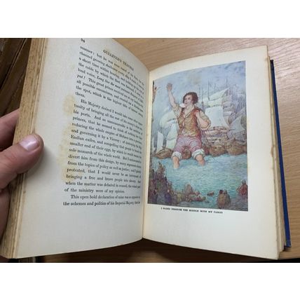c1920s JONATHAN SWIFT "GULLIVER'S TRAVELS" ILLUSTRATED FICTION ANTIQUE BOOK (P5)