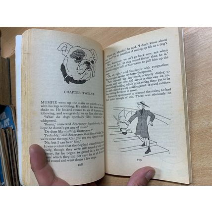 1977 KATHARINE TOZER "MUMFIE'S MAGIC BOX" FICTION VINTAGE PAPERBACK BOOK (P2)